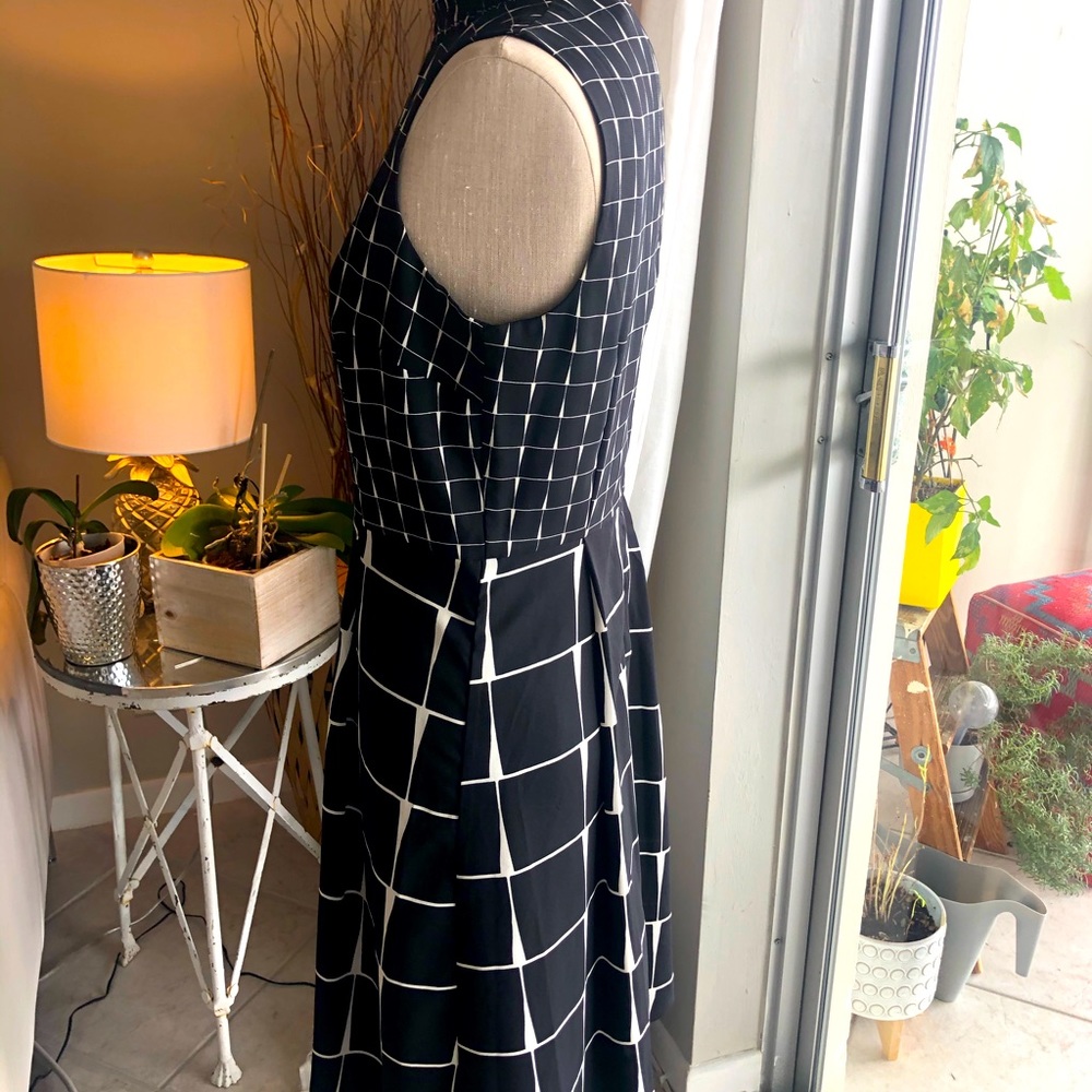 Black and white dress